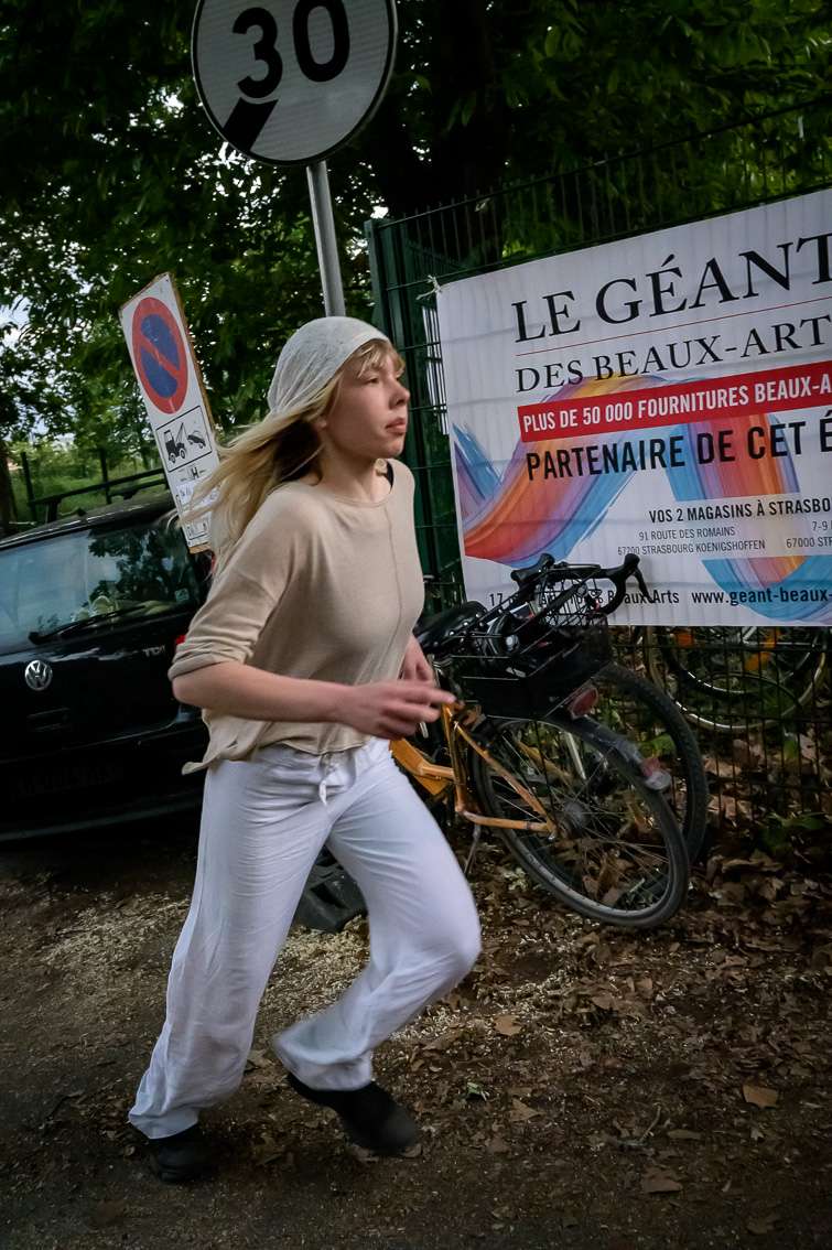 Zorka Mari&aacute;n, M&aacute;rton Szombati, Body borders. INACT Festival des Arts Mutants 2025, Amalgame.