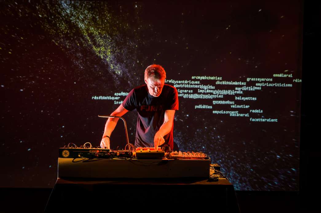 John Boucle is boucled, Carte blanche &agrave; The Fuck Crew. INACT Festival des Arts Mutants 2025, Amalgame.