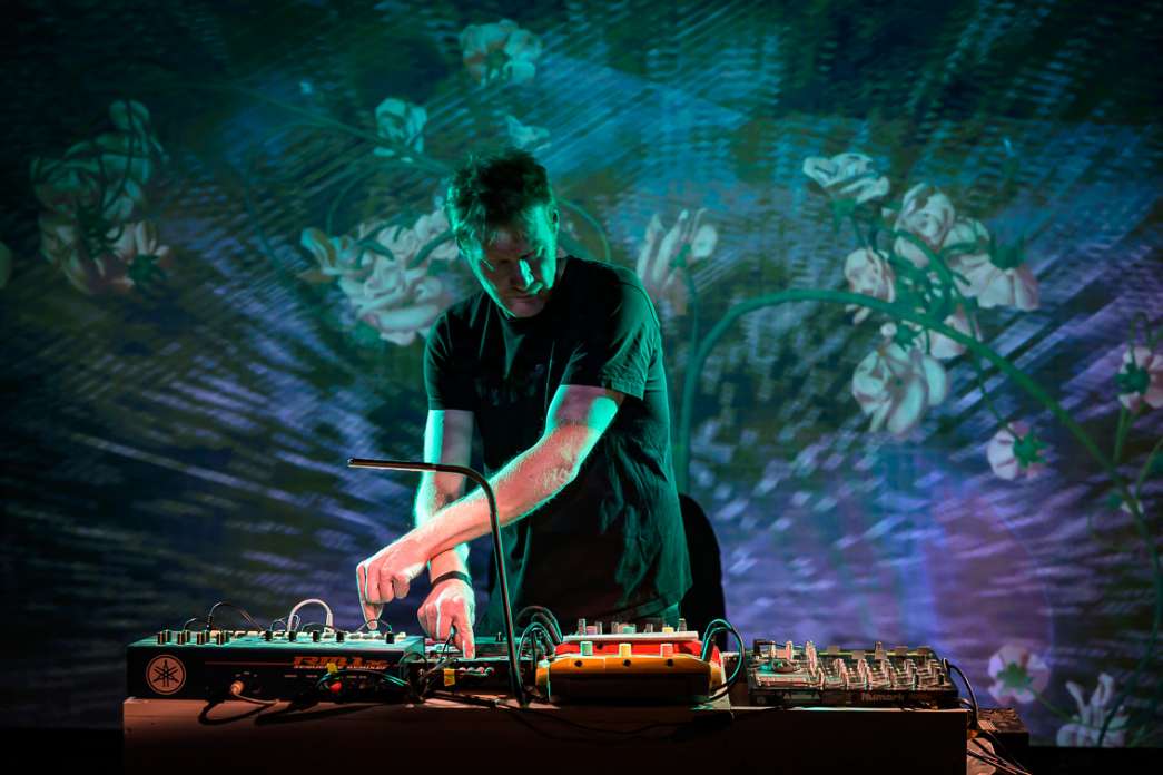 John Boucle is boucled, Carte blanche &agrave; The Fuck Crew. INACT Festival des Arts Mutants 2025, Amalgame.