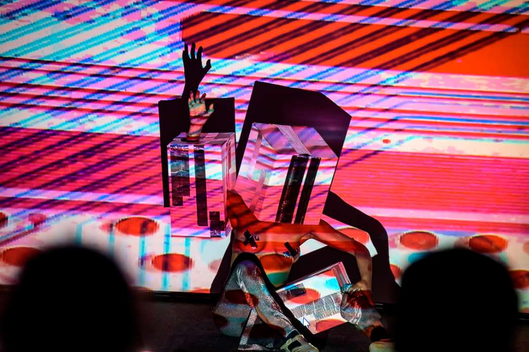 C&eacute;cile F. DABO, Cyborg Butoh. INACT Festival des Arts Mutants 2025, Amalgame.