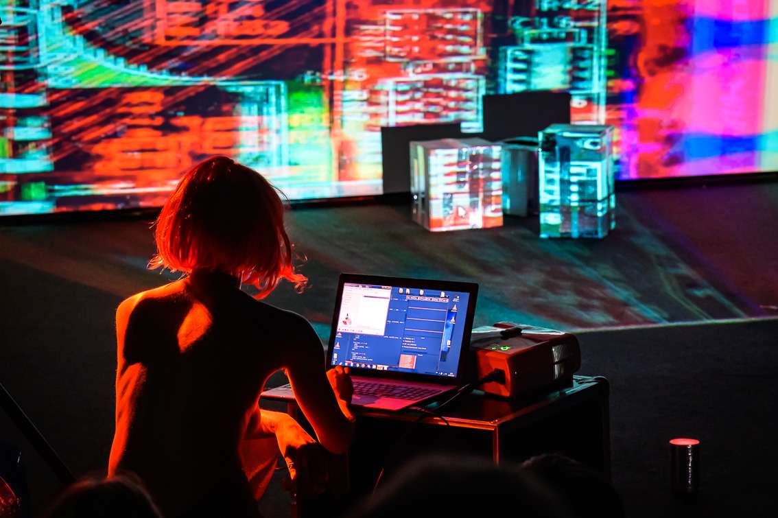 Cécile F. DABO, Cyborg Butoh. INACT Festival des Arts Mutants 2025, Amalgame.