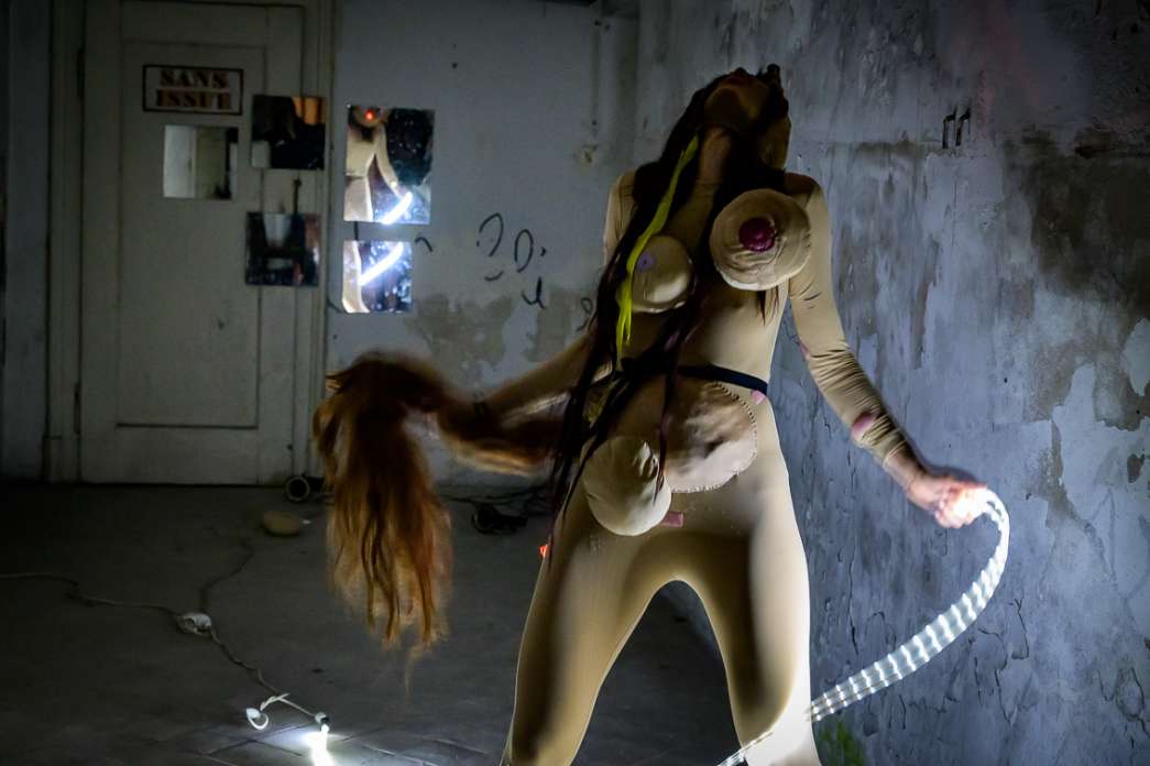 Clotilde Salmon, Danse machine. INACT Festival des Arts Mutants 2025, Amalgame.