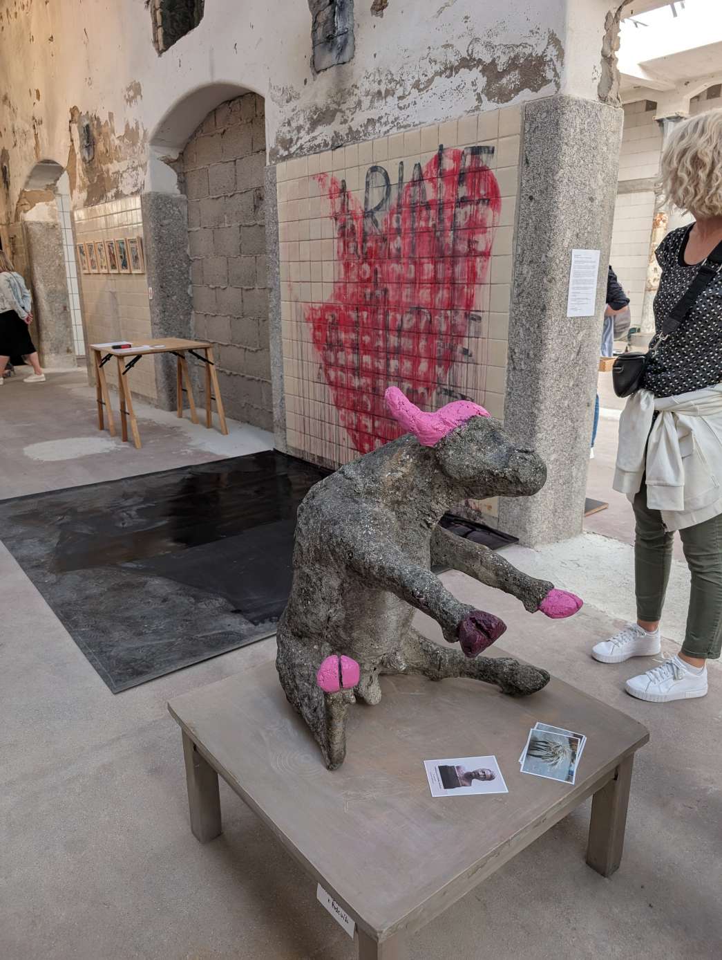 Jean-Miche Dejasmin (DE), Benno Blome (DE), Antje Bessau (DE), Eva Wittig (DE), Christoph Dinges (DE), Boglarka Balassa (DE), Julien Mathis (FR), Viola Korosi (FR), Ben Jack Nash (FR), Elise Planhard (FR), Arthur Poutignat (FR), Hanna Woll (DE), Eintreffen / Exposition. INACT Festival des Arts Mutants 2025, Amalgame.