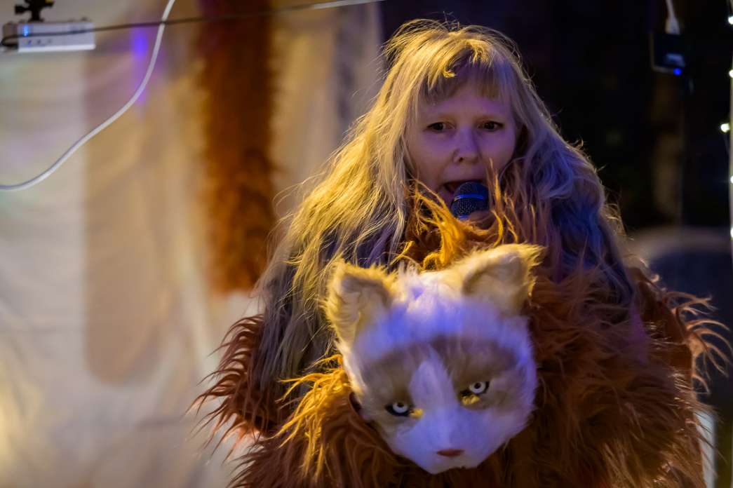 SIM-OND, I am All Glam. INACT Festival des Arts Mutants 2025, Amalgame.