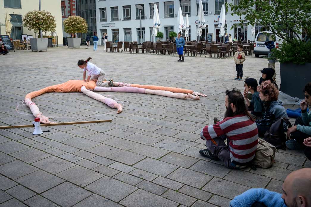 Gr&eacute;goire Chaudron, Alice Jouan, Rapport d'&eacute;chelle / Ma&szlig;stabsverh&auml;ltnis. INACT Festival des Arts Mutants 2025, Amalgame.
