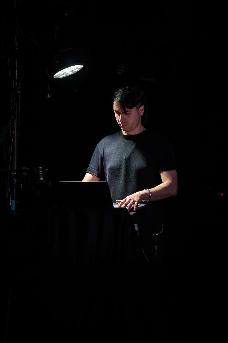 Helena Kanczinger, Alexis Tedde, R&eacute;sonnance Dissonante. INACT Festival des Arts Mutants 2025, Amalgame.