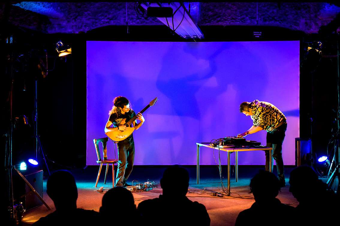 Lescene, Kacper Graczyk, Slaanquila VS coding. INACT Festival des Arts Mutants 2025, Amalgame.