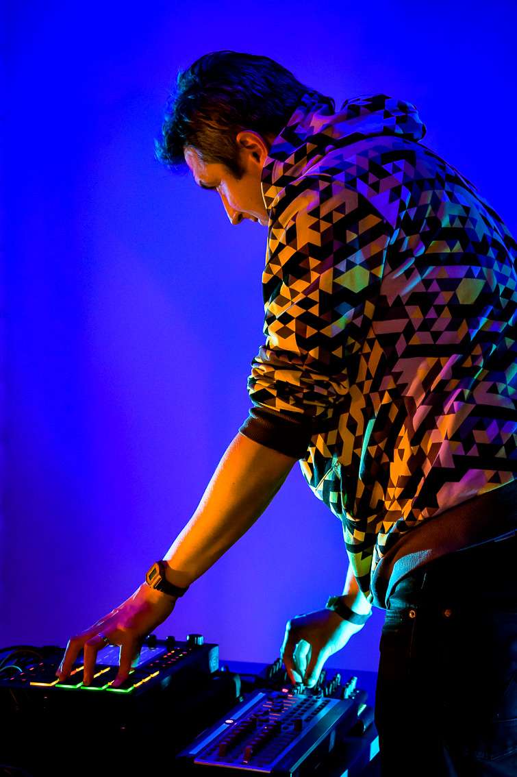 Aquila Lescene, Kacper Graczyk, Slaanquila VS coding. INACT Festival des Arts Mutants 2025, Amalgame.