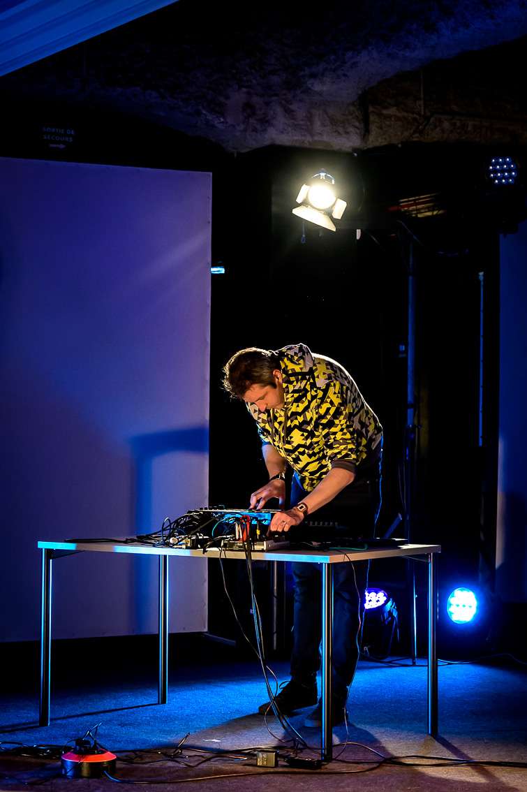 Aquila Lescene, Kacper Graczyk, Slaanquila VS coding. INACT Festival des Arts Mutants 2025, Amalgame.