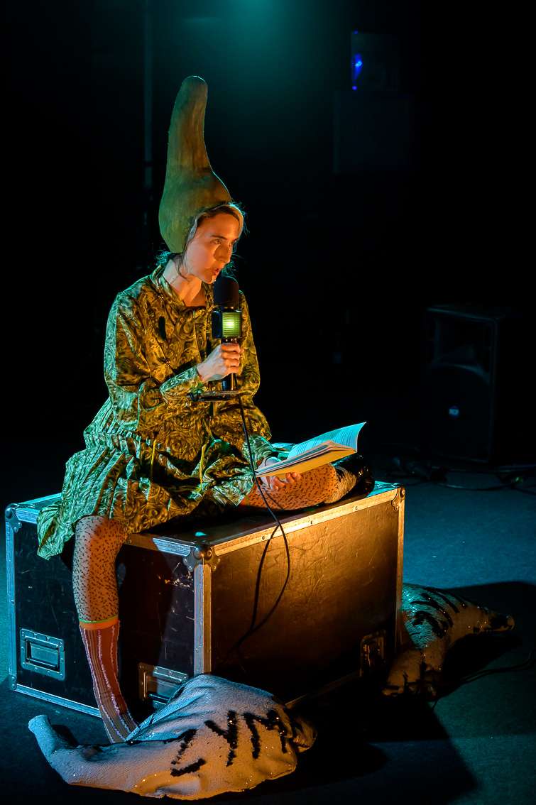 Ines Dobelle, Zyme Zyme. INACT Festival des Arts Mutants 2025, Amalgame.