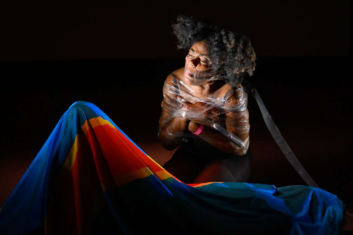 Falonne Mambu, Sarah Solo, Orakle Ngoy, Et Si... INACT Festival des Arts Mutants 2024, Co-modification.