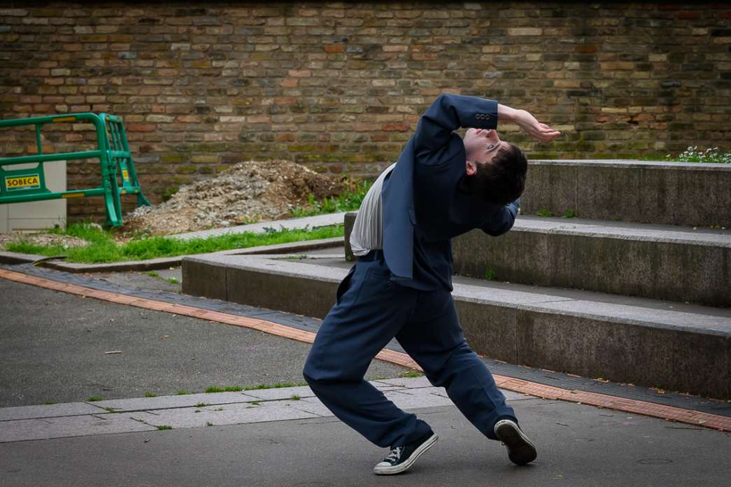 Matthew Rawcliffe, Mrs Dalloway: The One Man Show. INACT Festival des Arts Mutants 2024, Co-modification.