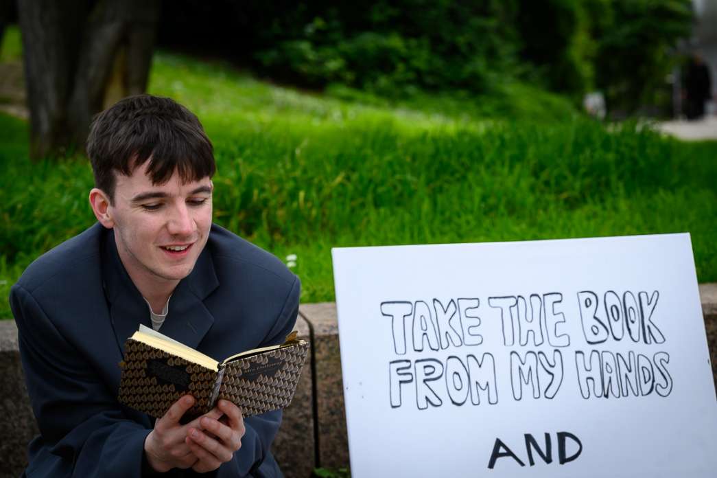 Matthew Rawcliffe, Mrs Dalloway: The One Man Show. INACT Festival des Arts Mutants 2024, Co-modification.