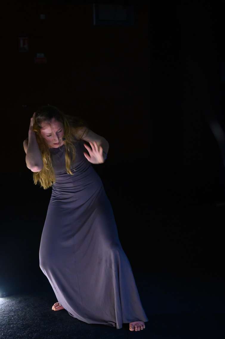 Fiona Chaudon, Compagnie Art mel', P&eacute;rip&eacute;tie d&rsquo;une cage. INACT Festival des Arts Mutants 2024, Co-modification.