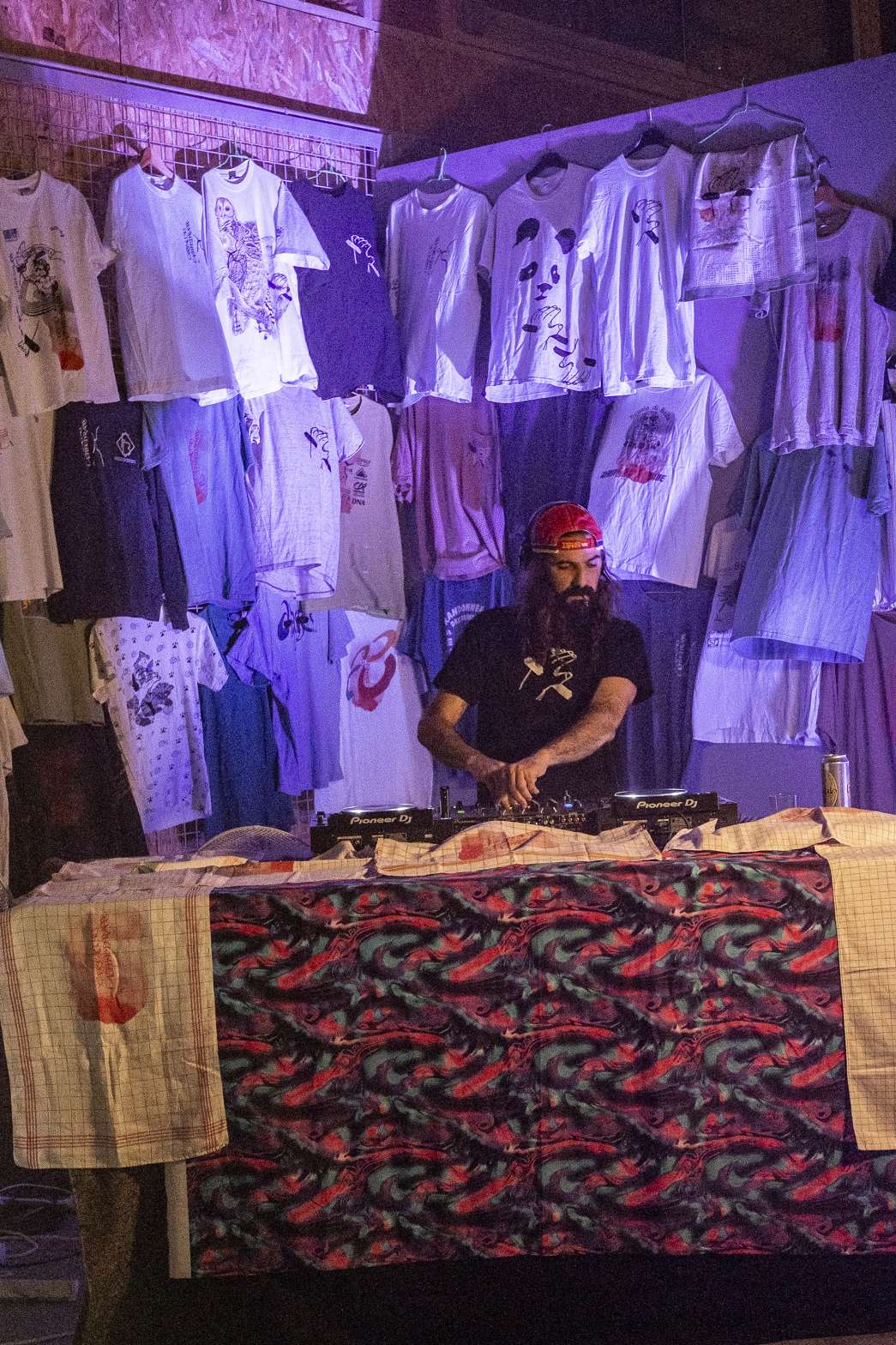Destroyed Temple / Carpaccio Cathédrale & Club in House, « After Party / Destroyed Temple ». INACT Festival des Arts Mutants 2020. Photo : Patrick Lambin.