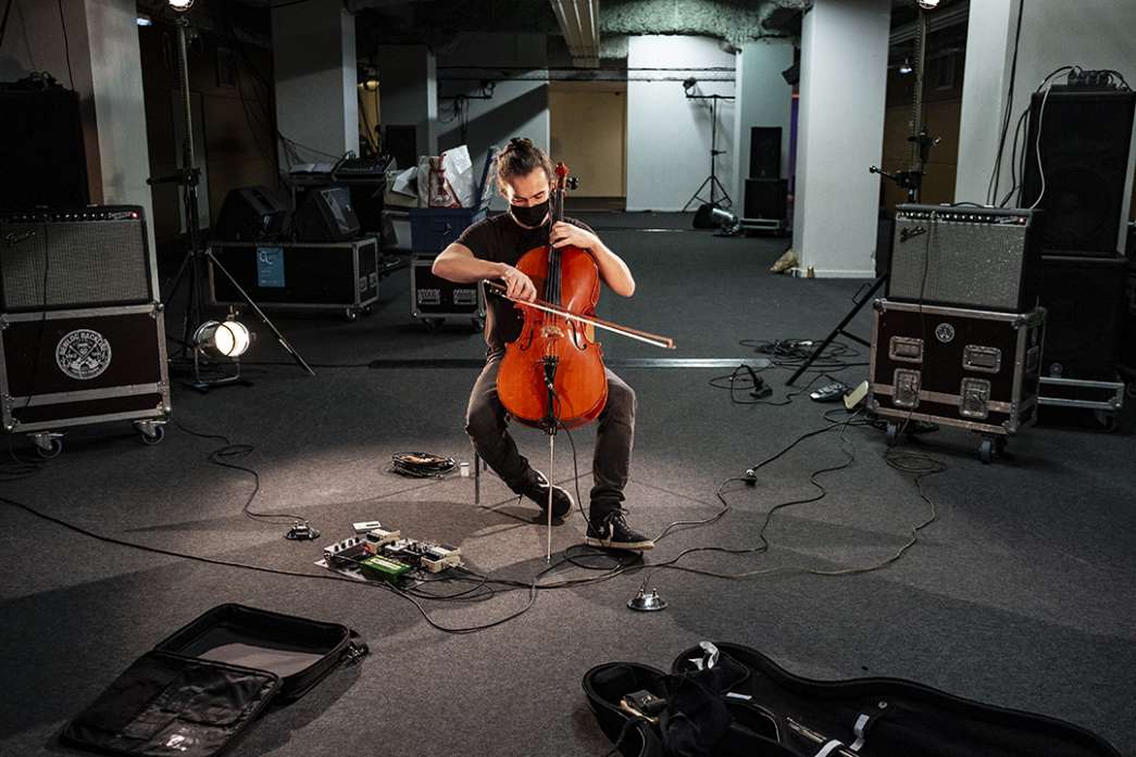 Stéphane Clor,« Saturations ». INACT Festival des Arts Mutants 2020. Photo : Patrick Lambin.