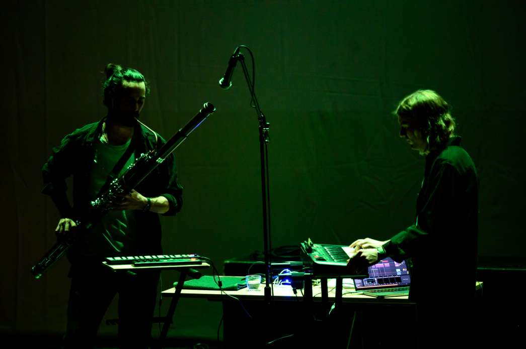 Léo Sallez et Léo Scherr, Agaisse. INACT Festival des Arts Mutants 2023, Dissensus.