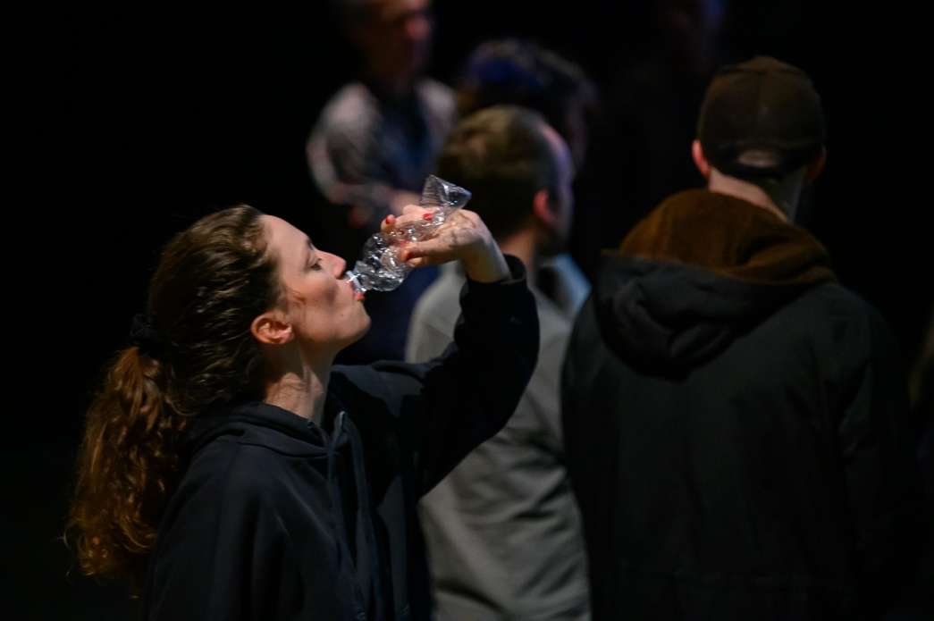 Julie Pichavant, APNEA. INACT Festival des Arts Mutants 2023, Dissensus.