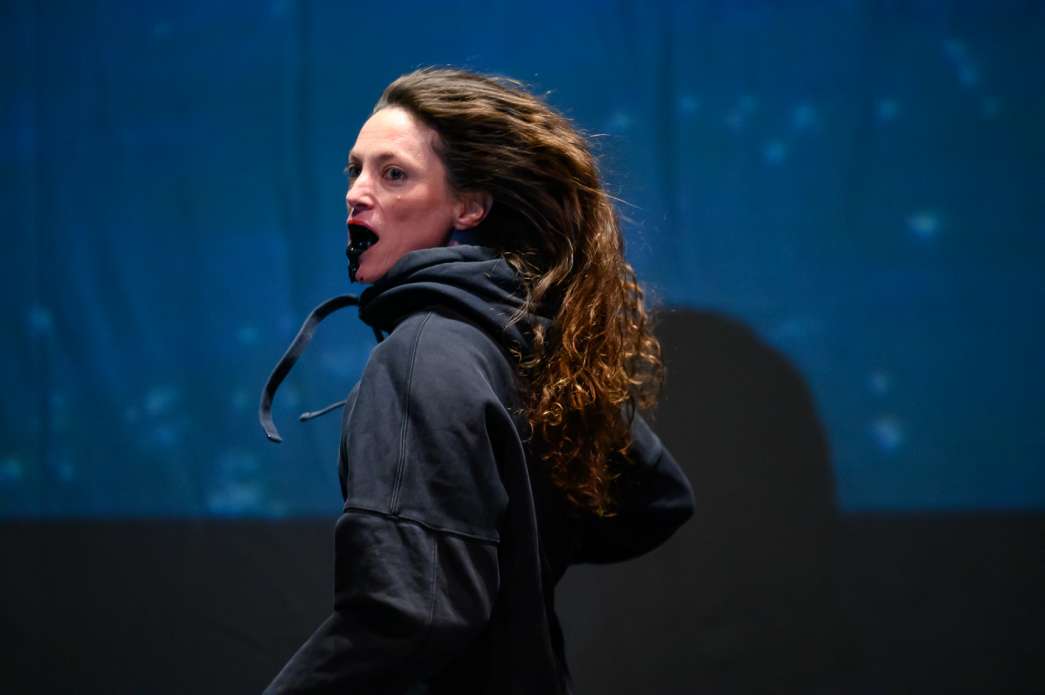 Julie Pichavant, APNEA. INACT Festival des Arts Mutants 2023, Dissensus.