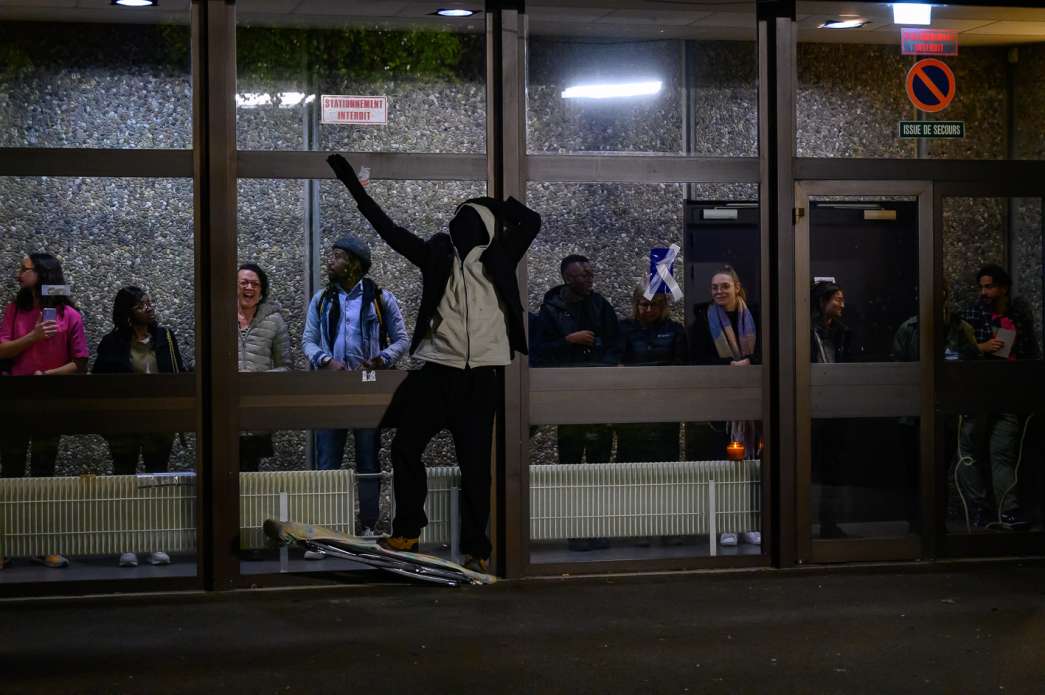 Sidelaner, Cause toujours. INACT Festival des Arts Mutants 2023, Dissensus.