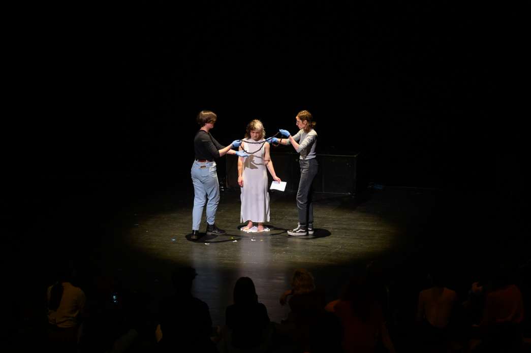 Jeanne Bargas, (Confirmation). INACT Festival des Arts Mutants 2023, Dissensus.