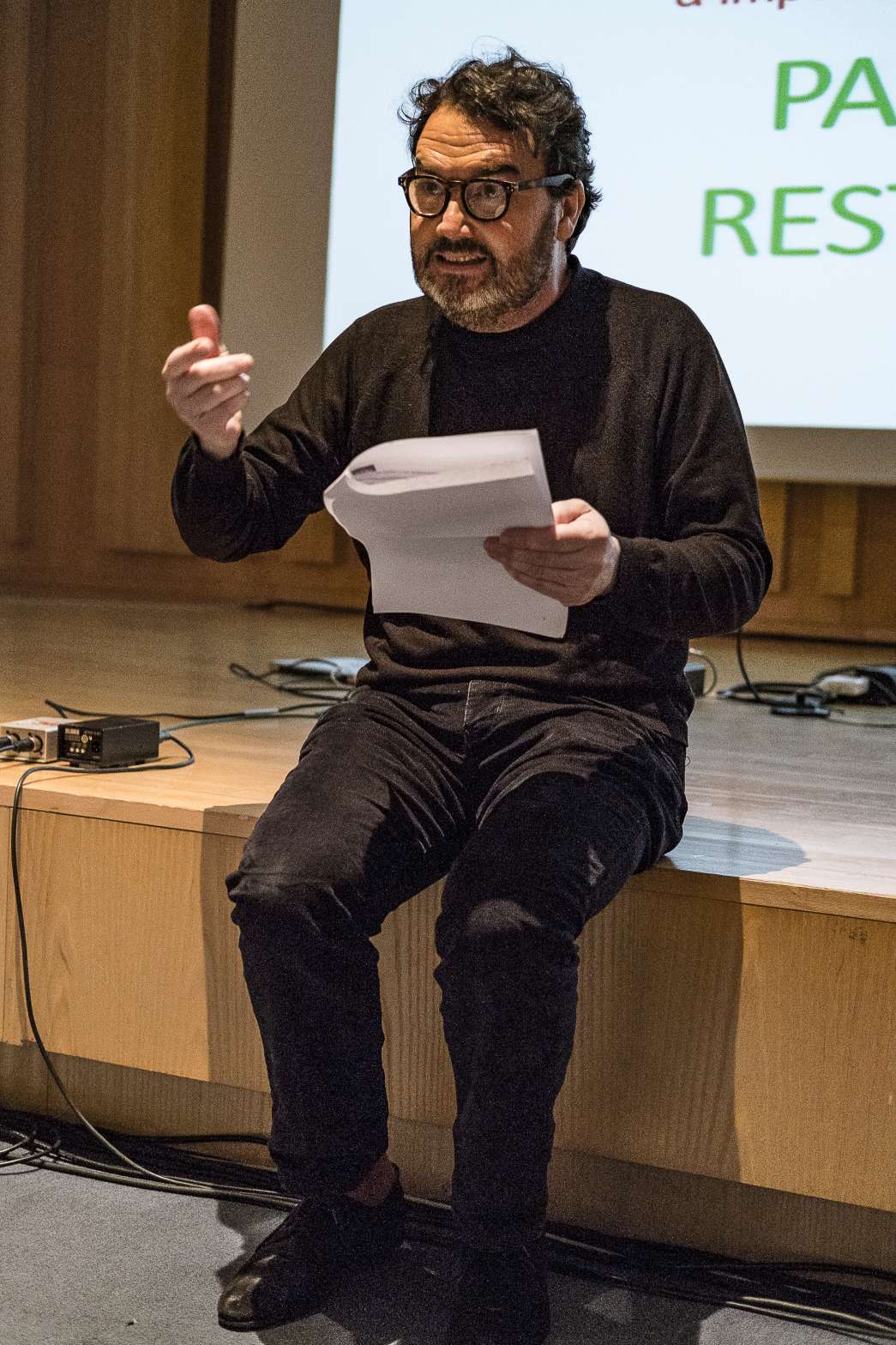 Bernard Müller, L’espace public comme théâtre. Le déni colonial. INACT Festival des Arts Mutants 2023, Dissensus.