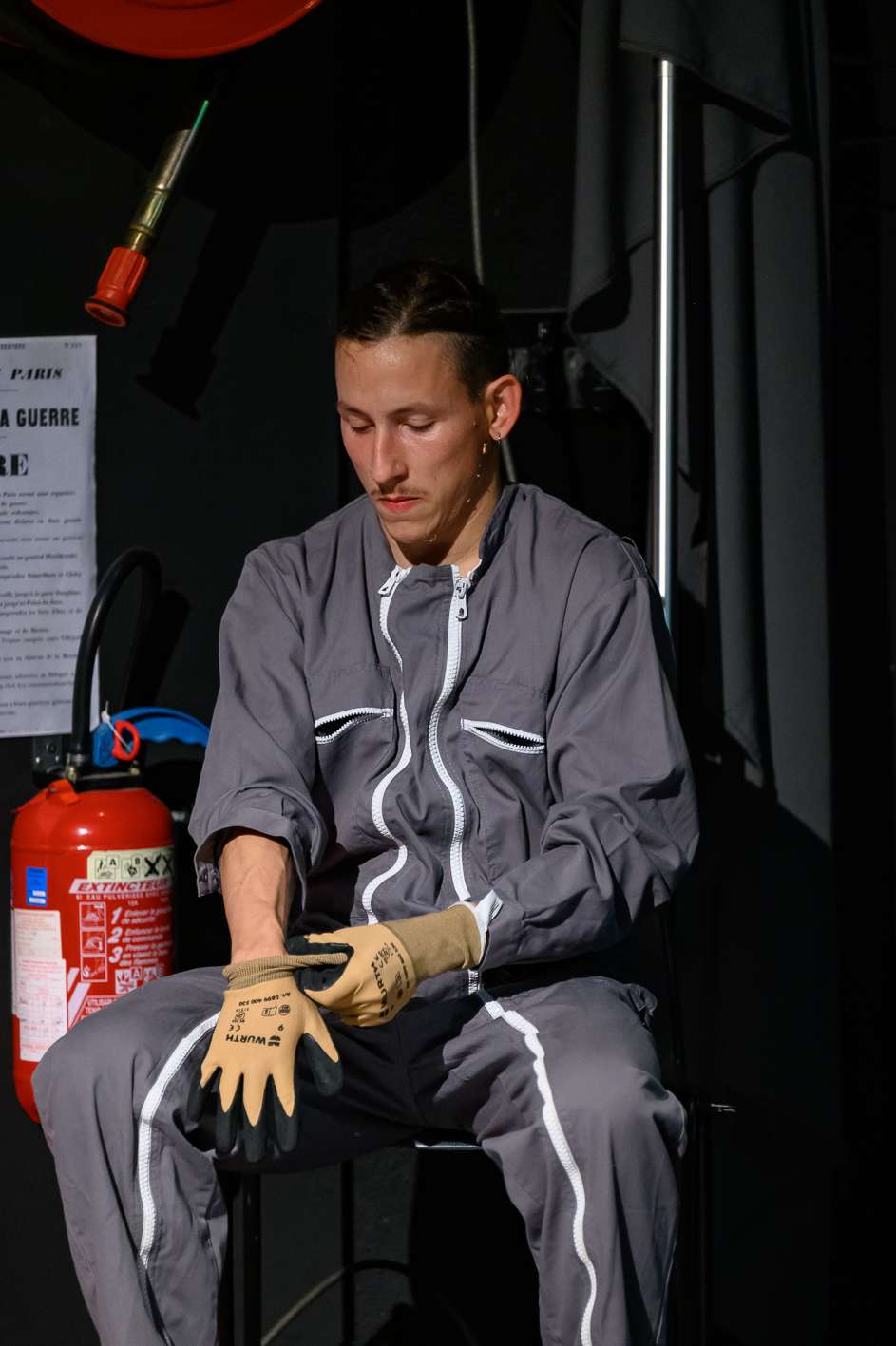 Luis Carricaburu, L'homme quelconque. INACT Festival des Arts Mutants 2023, Dissensus.