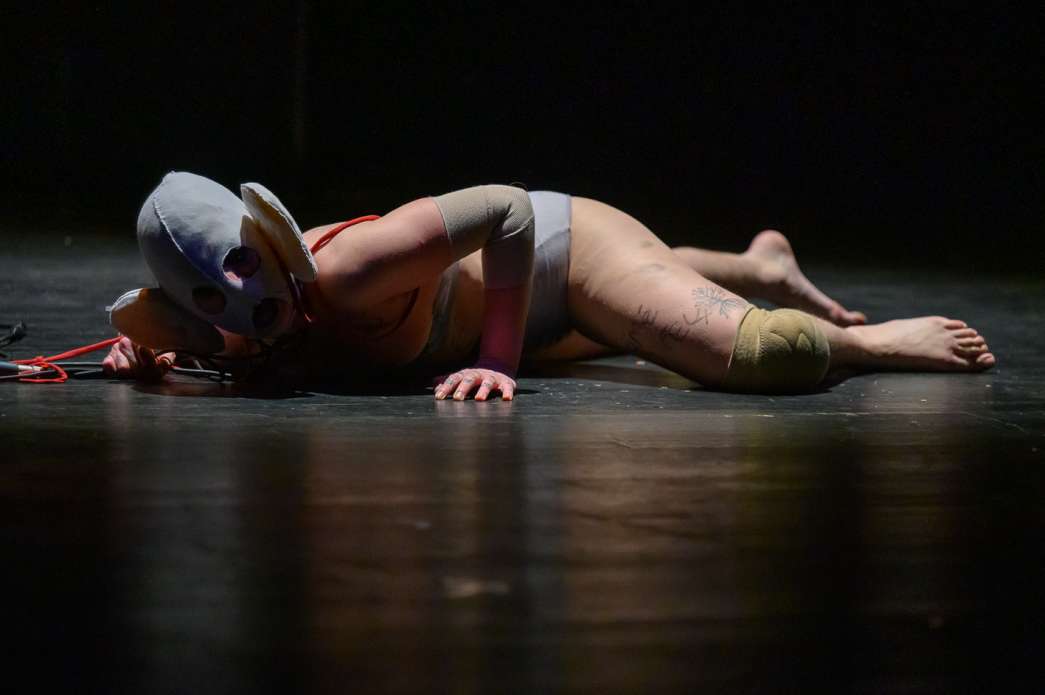 Emma Kerssenbrock, La musique occidentale s'oxyde un peu. INACT Festival des Arts Mutants 2023, Dissensus.