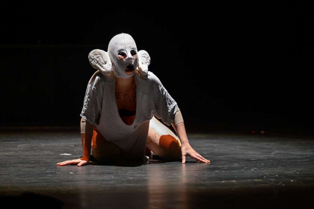 Emma Kerssenbrock, La musique occidentale s'oxyde un peu. INACT Festival des Arts Mutants 2023, Dissensus.