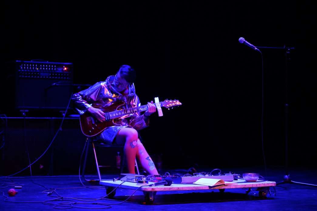 Nadia Manca, NoisEndorphine. INACT Festival des Arts Mutants 2023, Dissensus.