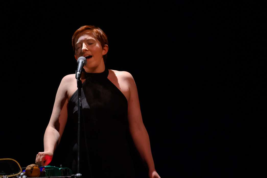 AMAS, Positive Feedback Loop. INACT Festival des Arts Mutants 2023, Dissensus.