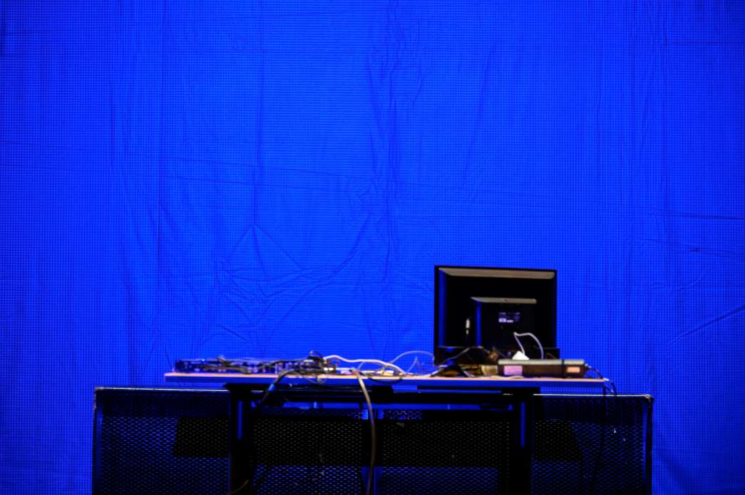 Lixt, sh[i]e[l]d]. INACT Festival des Arts Mutants 2023, Dissensus.