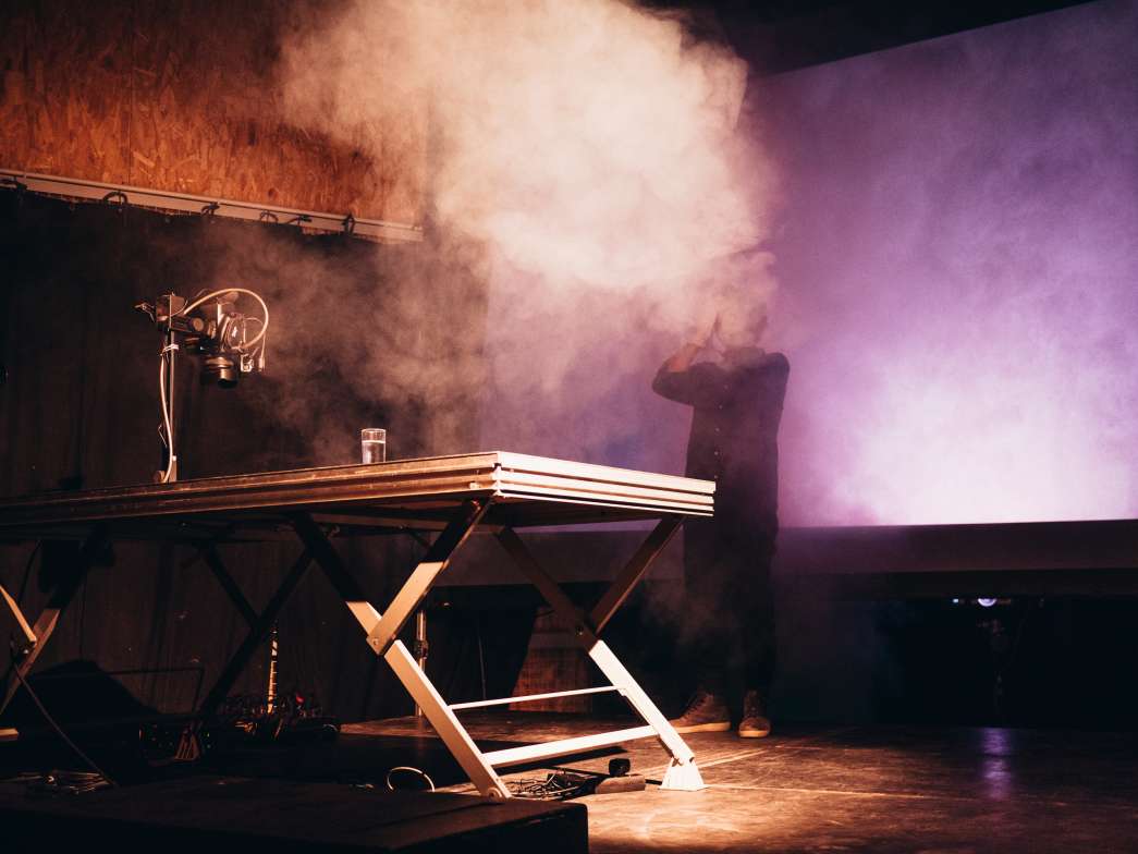 Pedro Manuel, « If I Return Will You Remember? ». INACT Festival des Arts Mutants 2021 « Inframince » Photo : Valentine Zeler et Patrick Lambin.