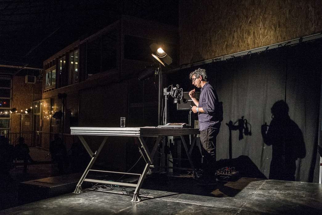 Pedro Manuel, « If I Return Will You Remember? ». INACT Festival des Arts Mutants 2021 « Inframince » Photo : Valentine Zeler et Patrick Lambin.