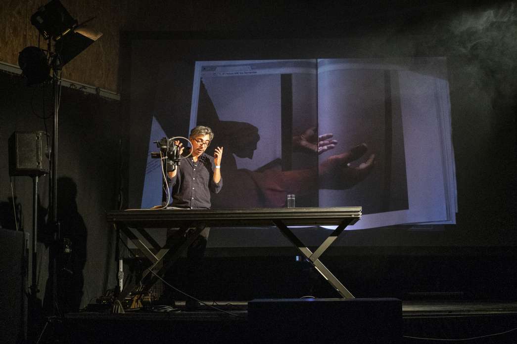 Pedro Manuel, « If I Return Will You Remember? ». INACT Festival des Arts Mutants 2021 « Inframince » Photo : Valentine Zeler et Patrick Lambin.