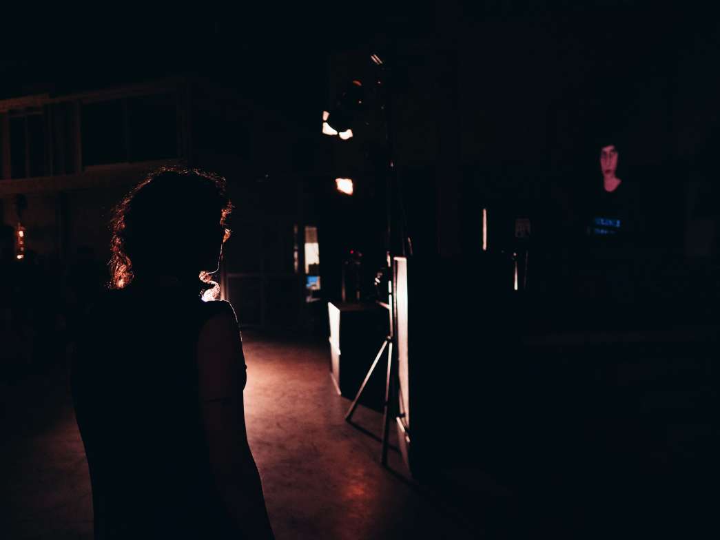 Julia Droga, « Joan of arc #2 ». INACT Festival des Arts Mutants 2021 « Inframince » Photo : Valentine Zeler.