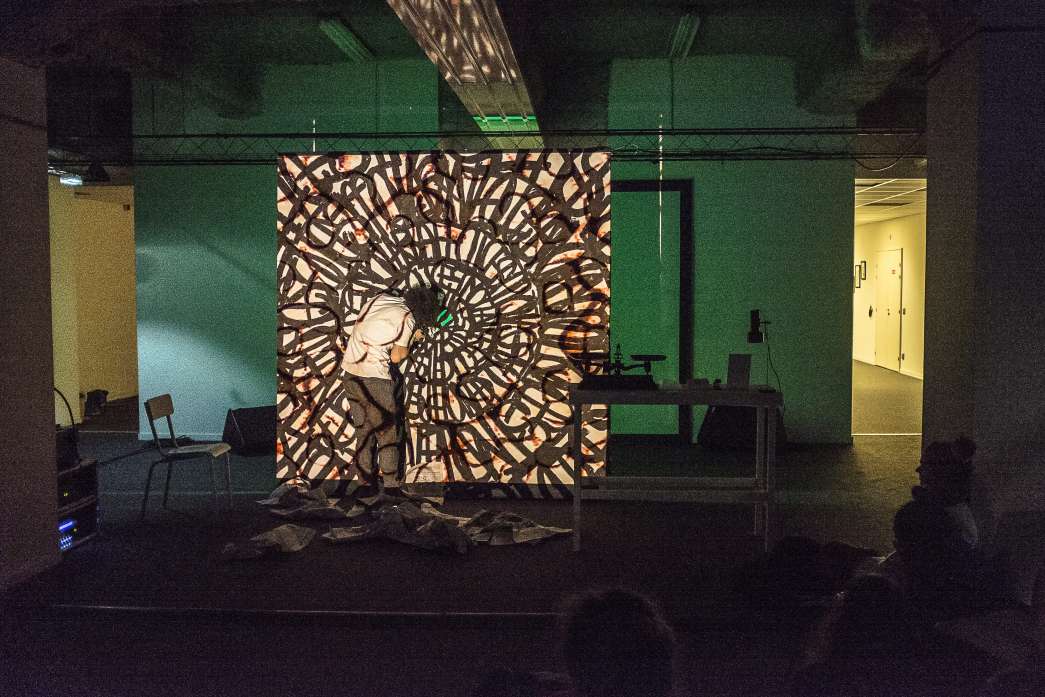 Behind the text, Ouissem Moalla, INACT 2019. Photo : Patrick Lambin