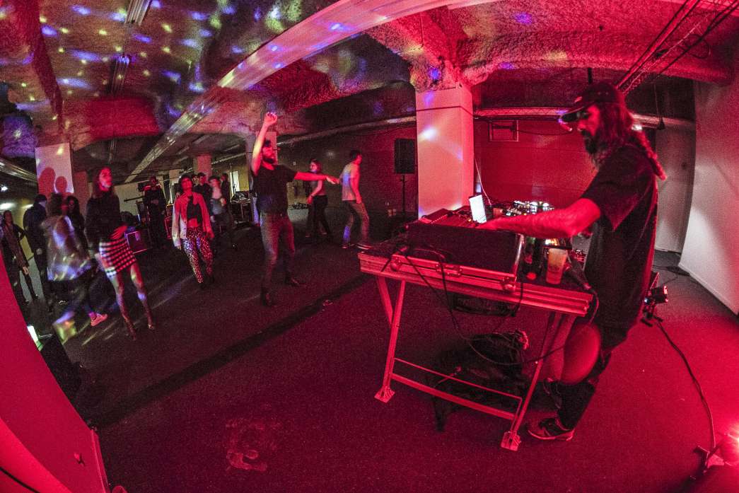 Destroyed Temple, INACT 2019. Photo : Patrick Lambin