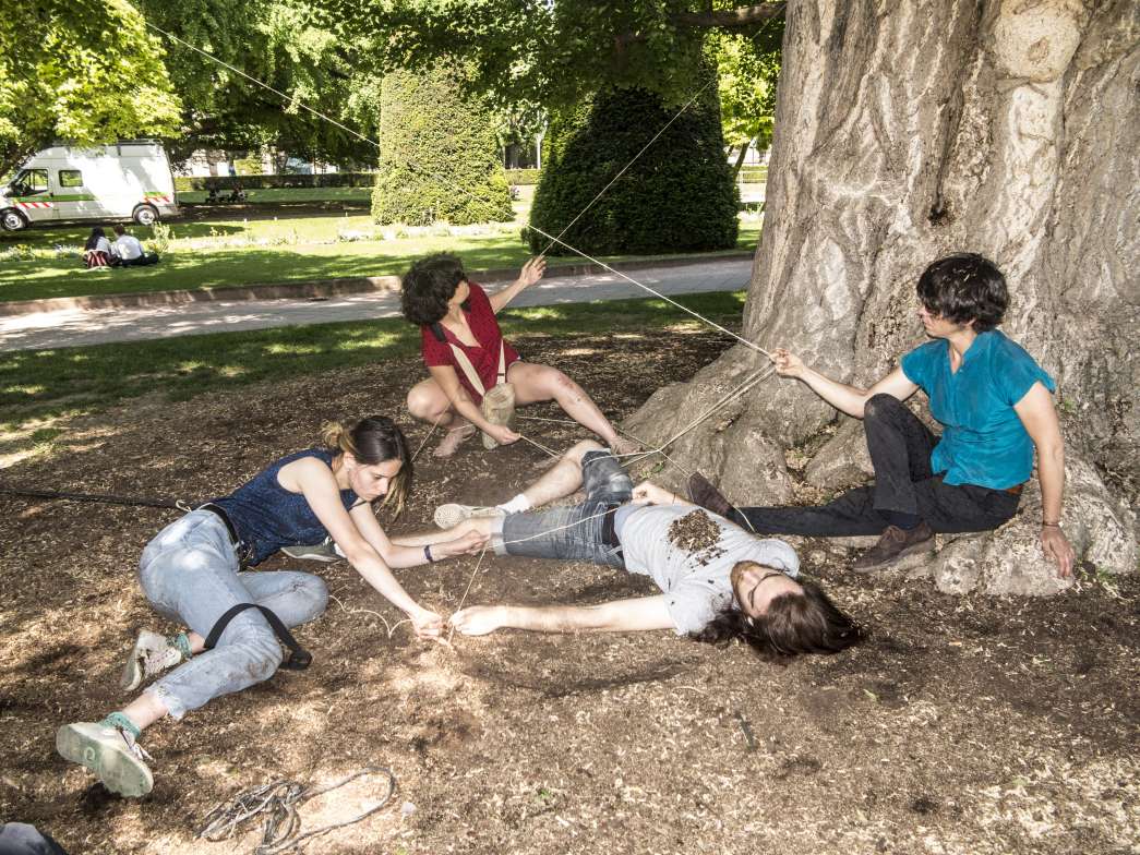 Légende : Humanimals, Laura Corcuera, INACT 2018. Photo : Patrick Lambin.