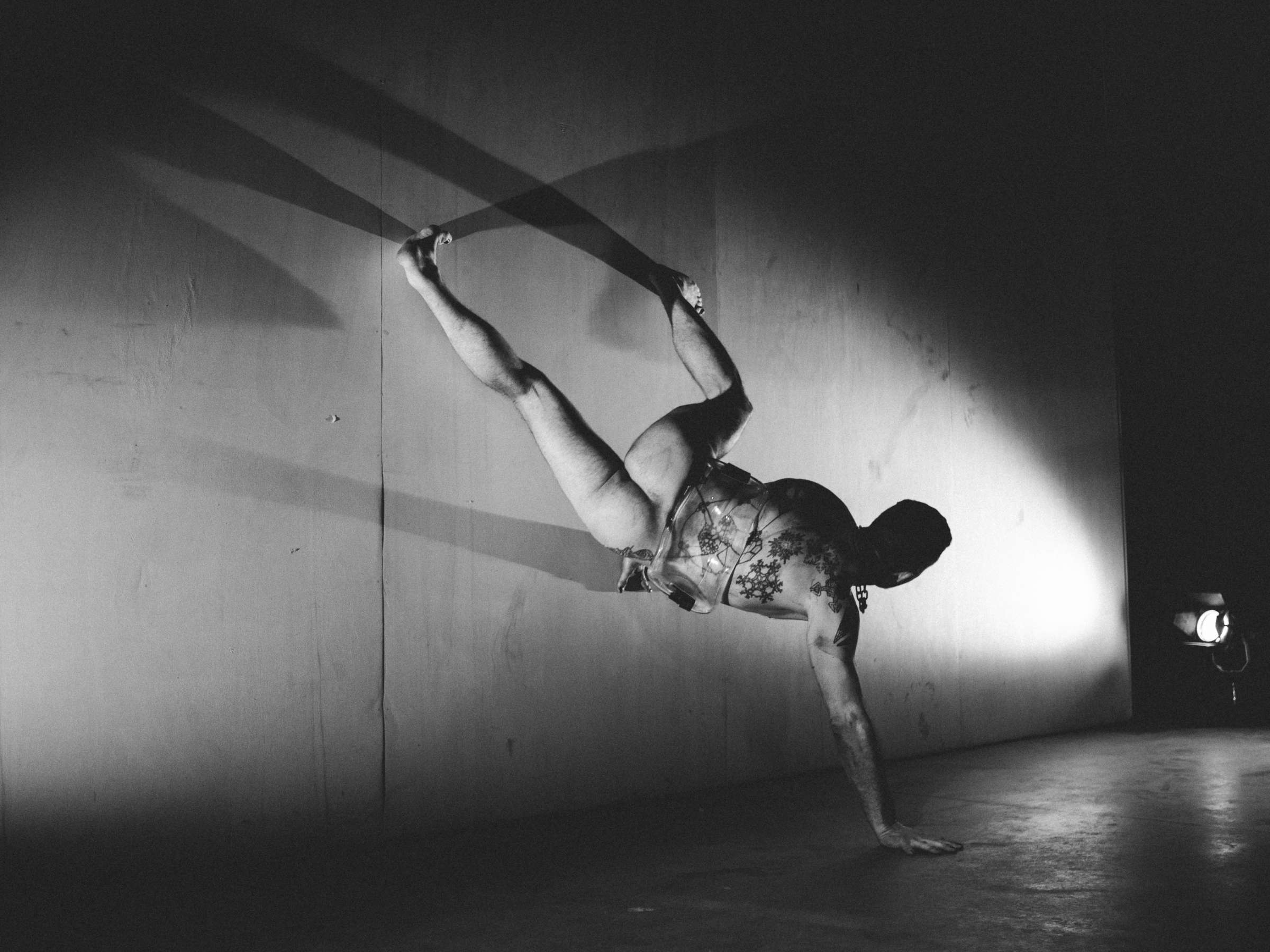 Glass Graveyard, Sergio Patricio, inact22, Valentine Zeler