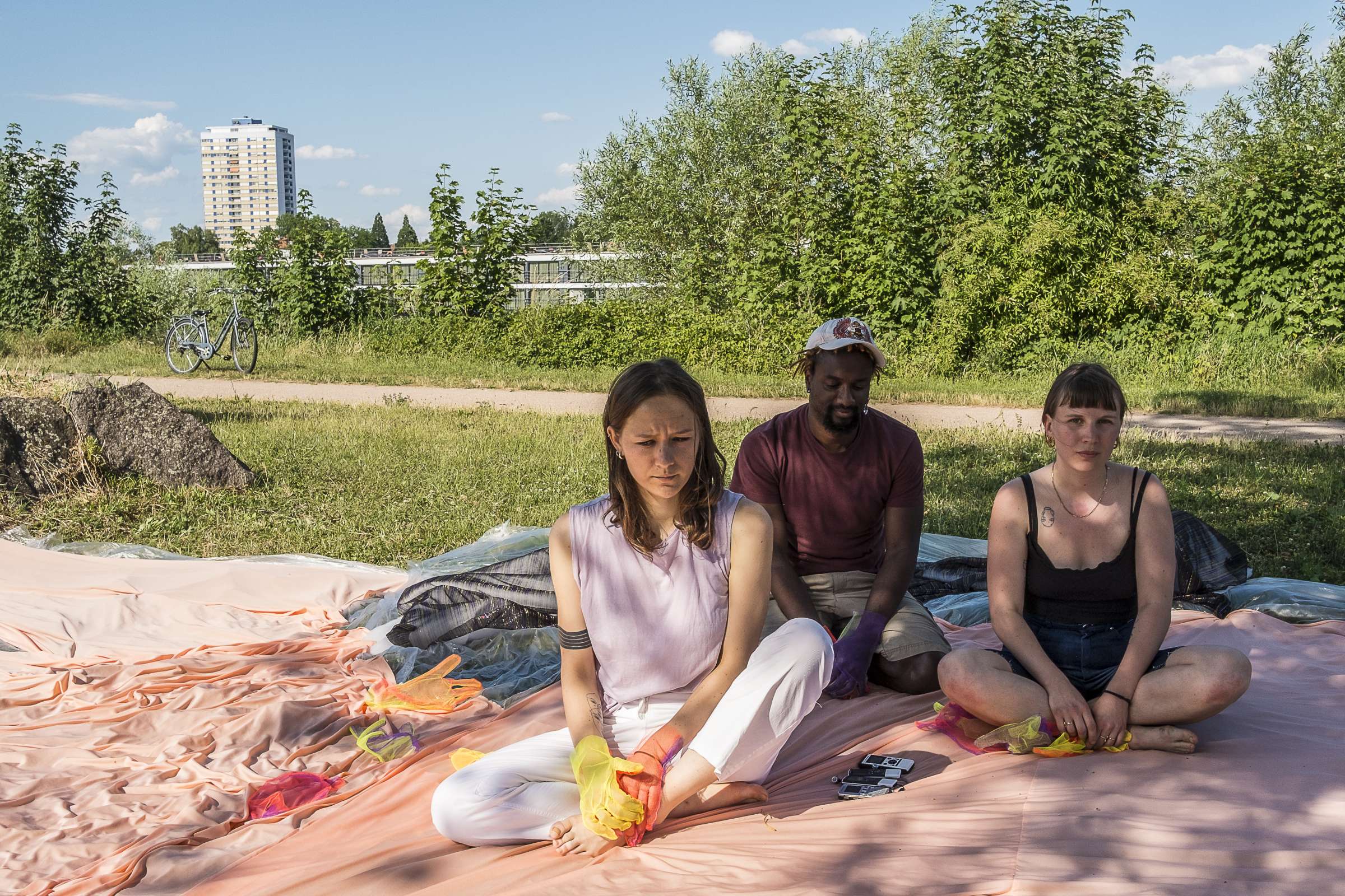 Il creuse et remplit a-t-on dit, Laura Poupeville, inact22, Patrick lambin